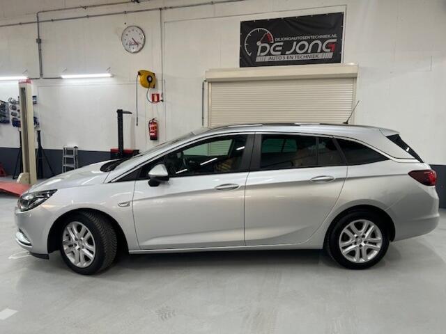 Opel ASTRA TURBO Online ed. Carplay, PDC, Clima, Cruis.Ctrl, Trekhaak