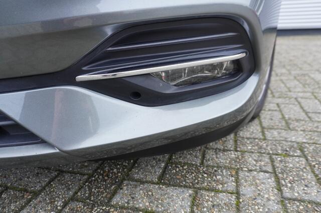Opel ASTRA 1.2 Turbo Edition / Camera / AGR-stoelen / PDC / Navi