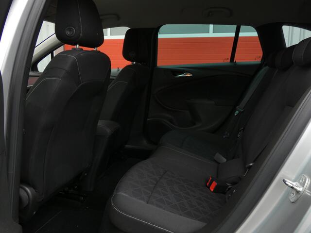 Opel ASTRA Sports Tourer 1.0 Turbo 120 Jaar Edition/ lage km/ zeer mooi!