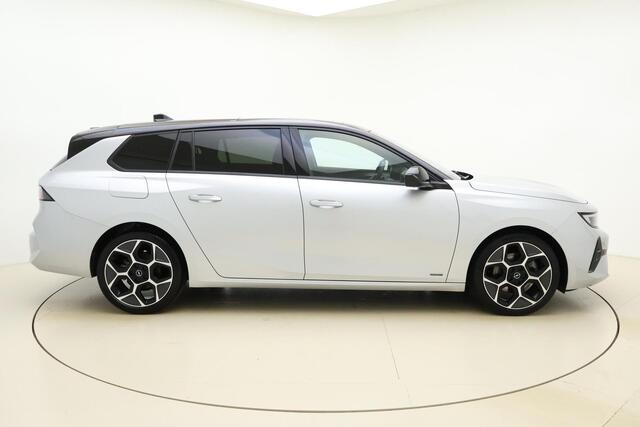 Opel ASTRA Sports Tourer 1.2 Level 4 130 PK Automaat | Naviagatie | Panoramisch schuif/kanteldak | Alcantara bekleding | Camera | Keyless | Zwart dak | Lichtmetalen velgen