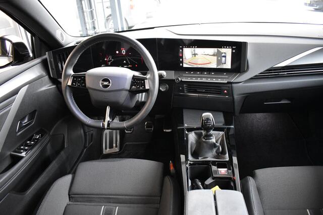 Opel ASTRA Sports Tourer 1.2 Turbo GS / led / navi / camera