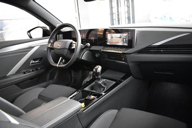 Opel ASTRA Sports Tourer 1.2 Turbo GS / led / navi / camera