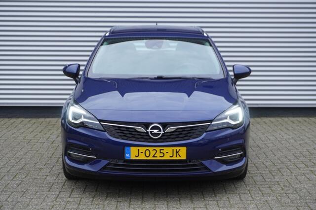 Opel ASTRA Sports Tourer 1.2 Turbo Elegance / Camera / AGR / Navi / LED