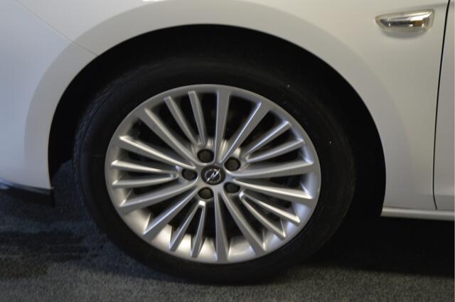 Opel ASTRA Sports Tourer 1.4 Business+ , TREKHAAK , NAVI , CLIMATR , A UITRIJ CAM , PDC V+A , LMV17 ,
