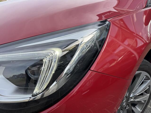 Opel ASTRA 1.2 Launch Elegance | Extra Set Winterwielen | Afneembare Trekhaak | Keyless Entry | Leder | Elek. Stoelen | Enz...