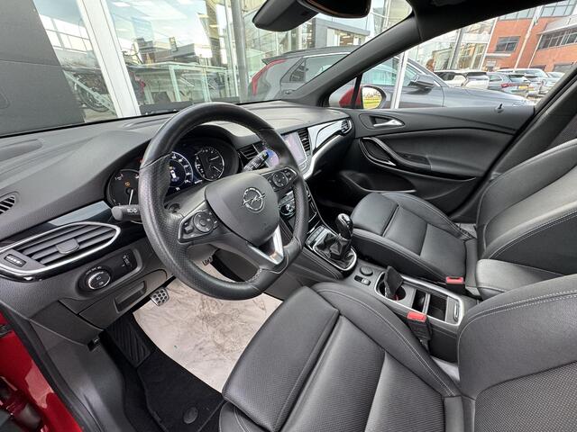 Opel ASTRA 1.2 Launch Elegance | Extra Set Winterwielen | Afneembare Trekhaak | Keyless Entry | Leder | Elek. Stoelen | Enz...