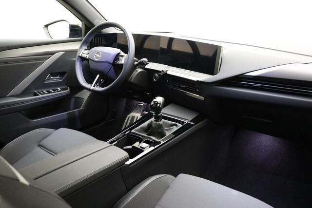 Opel ASTRA Sports Tourer 1.2 Turbo 130pk Level 4 | Navigatie | Adapt. Cruise control | Climate control | Keyless | LED Matrix koplampen | Zwart dak