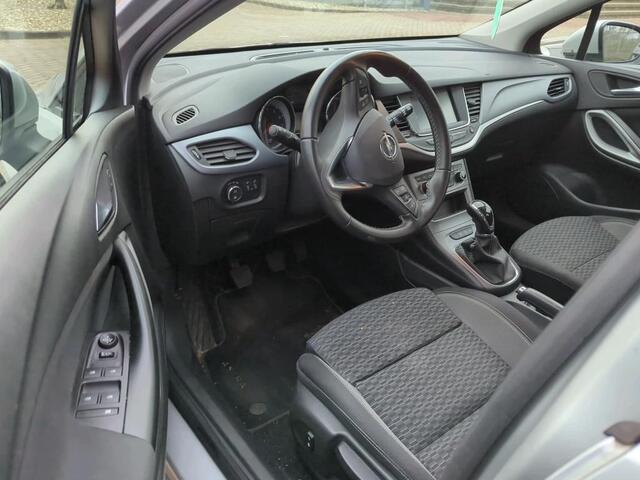 Opel ASTRA Sports Tourer 1.2 Edition Trekhaak | Navi | Cruise | PDC | NL auto | 1e eig.