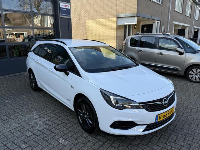 Opel ASTRA Sports Tourer 1.2 Design & Tech / Airco/ Navigatie/ Apple carplay/ Cruise/ Camera/ PDC/ LMV/ Trekhaak