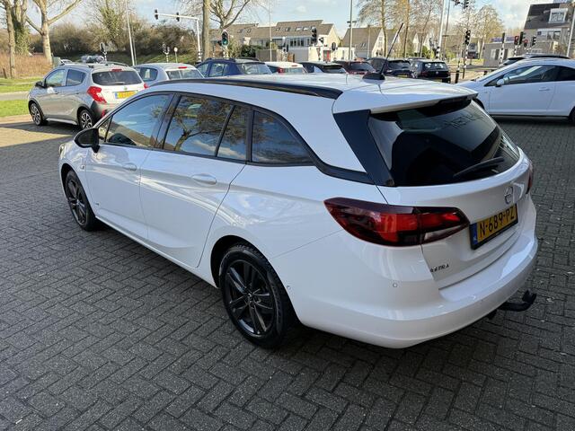 Opel ASTRA Sports Tourer 1.2 Design & Tech / Airco/ Navigatie/ Apple carplay/ Cruise/ Camera/ PDC/ LMV/ Trekhaak