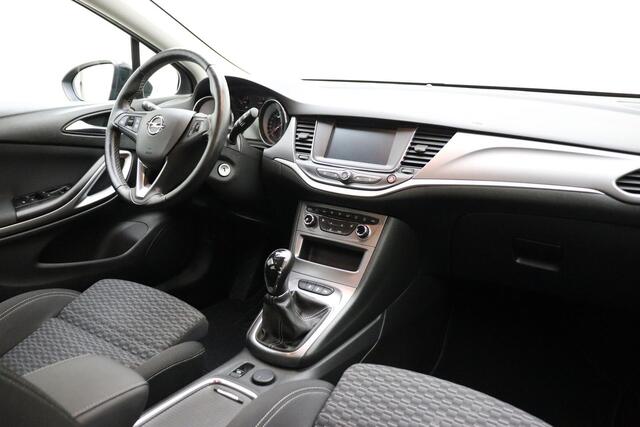 Opel ASTRA 1.0 Turbo 105pk Business+ | Navigatie | AGR Comfortstoelen | Climate control | Cruise control | Lichtmetalen velgen | Trekhaak | Dealeronderhouden