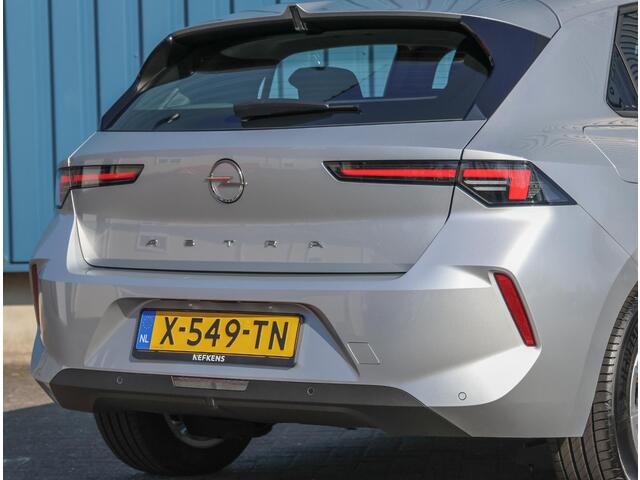 Opel ASTRA 1.2 110PK Level 2 | Navigatie | Adaptieve cruise control | Parkeersensoren voor & achter | Apple Carplay/ Android auto | Climate control | Winterpakket | Navigatie |