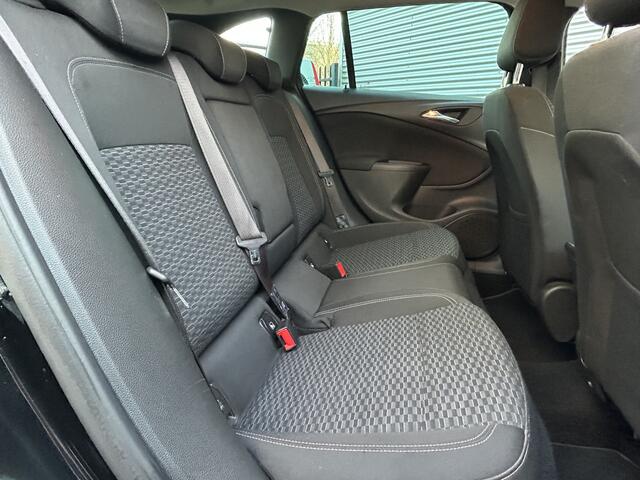 Opel ASTRA Sports Tourer 1.4 Turbo Online Edition