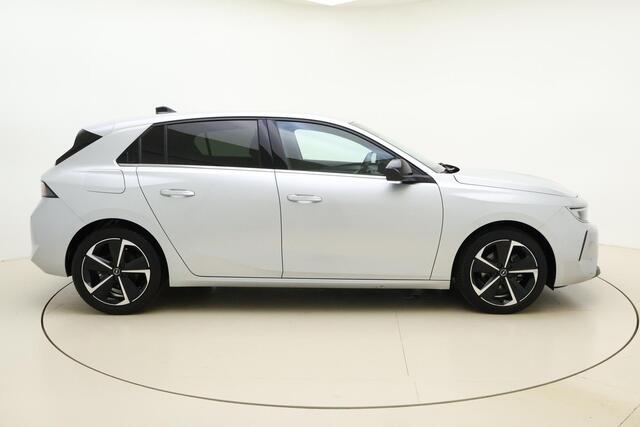 Opel ASTRA 1.2 GS Line 130 PK Automaat | Navigatie | Climate control | Keyless | Lichtmetalen velgen | Camera | Getint glas | Cruise control | Parkeersensoren