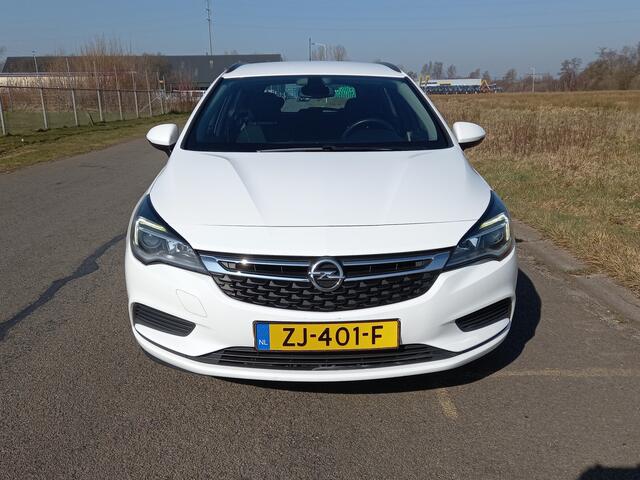 Opel ASTRA Sports Tourer 1.0 Turbo Business