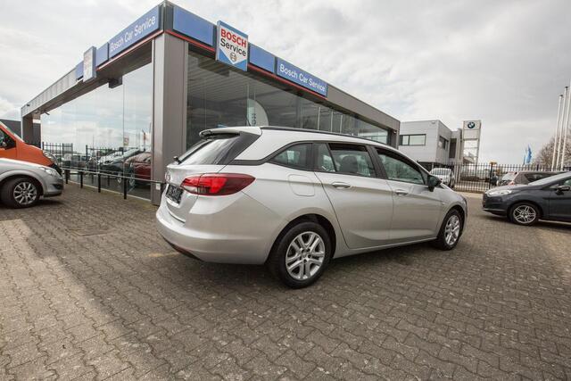 Opel ASTRA Sports Tourer 1.2 Edition