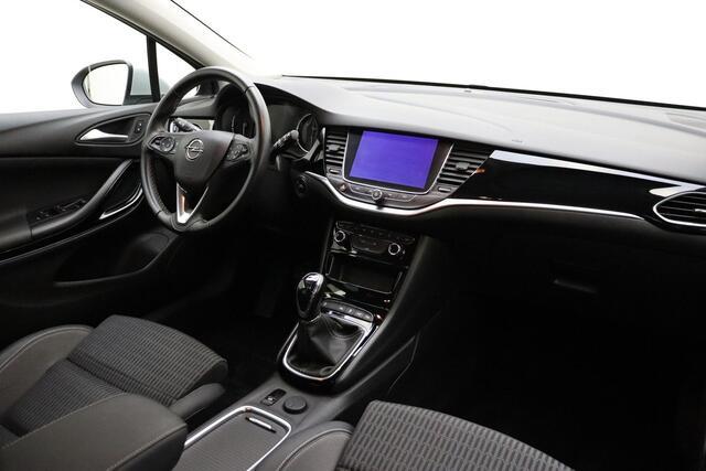 Opel ASTRA Sports Tourer 1.2 Elegance 110pk | Navigatie | Climate Control | Camera | LED Verlichting | AGR Stoelen | Sensoren Rondom | 1e Eigenaar | Weinig Kilometers