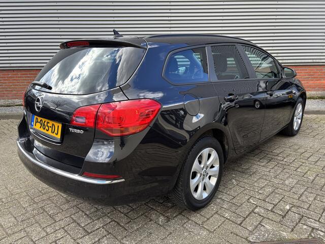 Opel ASTRA Sports Tourer 1.4 Turbo Business +