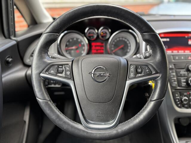 Opel ASTRA Sports Tourer 1.4 Turbo Business +