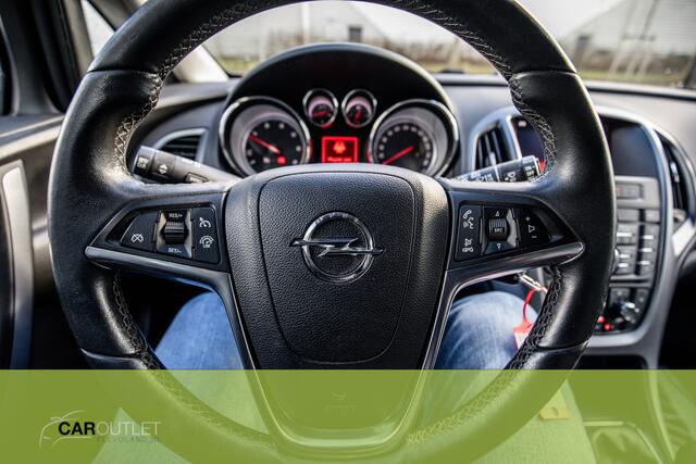Opel ASTRA Sports Tourer 1.6 CDTi Business + Mooie astra Staionwagen diesel met Trekhaak Lage kilometerstand origineel NAP Nieuwe APK, Grote onderhoudsbeurt. Navi ,Trekhaak