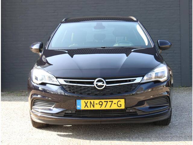 Opel ASTRA Wagon 105pk Turbo Online Edition | 1ste eigenaar | AGR stoelen | Navigatie | Airco | Parkeersensoren VOOR + achter