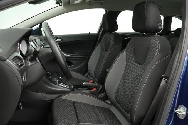 Opel ASTRA 1.4 Turbo Edition | Automaat | Carplay | Comfortstoelen | Navigatie | Climate control | PDC | Cruise control | Bluetooth