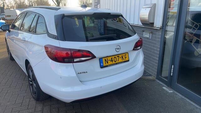 Opel ASTRA 1.2 Design & Tech