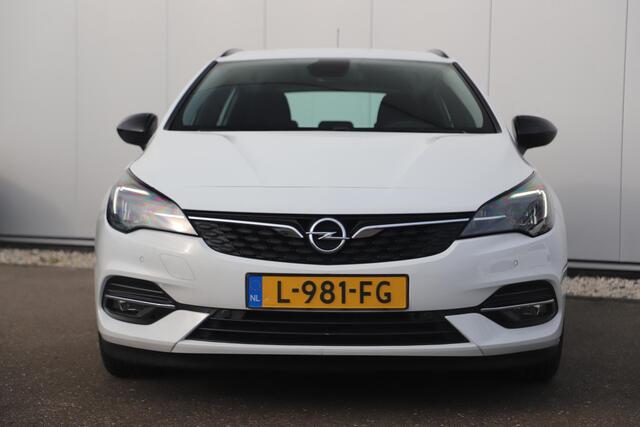 Opel ASTRA Sports Tourer 1.4 Edition 146PK Automaat Navigatie Achteruitrijcamera Airco Cruise 16 inch LMV Parkeersensor
