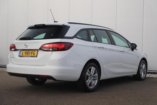 Opel ASTRA Sports Tourer 1.4 Edition 146PK Automaat Navigatie Achteruitrijcamera Airco Cruise 16 inch LMV Parkeersensor