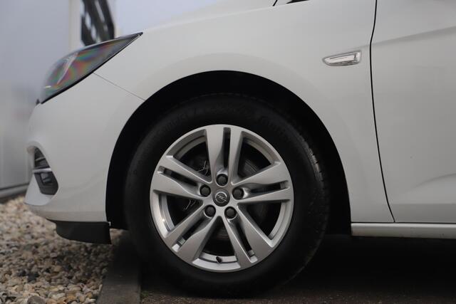 Opel ASTRA Sports Tourer 1.4 Edition 146PK Automaat Navigatie Achteruitrijcamera Airco Cruise 16 inch LMV Parkeersensor