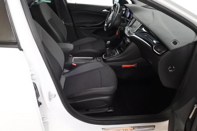 Opel ASTRA Sports Tourer 1.2 Design & Tech