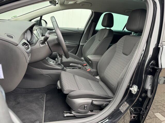Opel ASTRA Sports Tourer 1.0 Turbo Online Edition met Navigatie, AGR-stoelen, Climate Controle