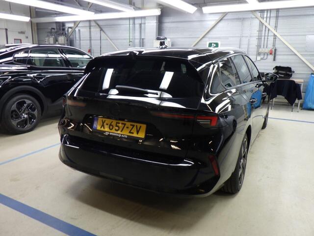 Opel ASTRA Sports Tourer 1.2 Level 4