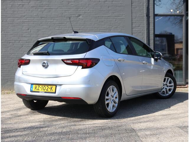 Opel ASTRA 105pk Online Edition | 1ste eigenaar | Parkeersensoren | AppleCarPlay/AndroidAuto | AUTOMAAT | Airco