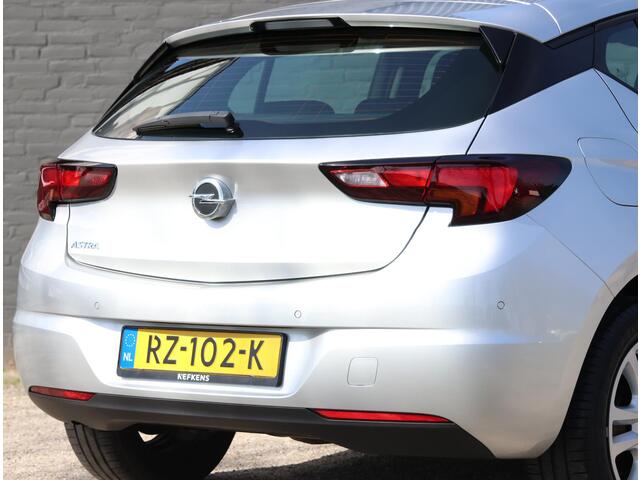 Opel ASTRA 105pk Online Edition | 1ste eigenaar | Parkeersensoren | AppleCarPlay/AndroidAuto | AUTOMAAT | Airco