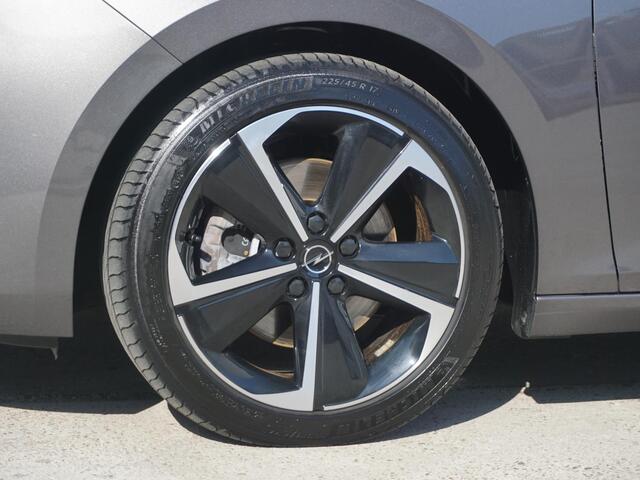 Opel ASTRA 1.2 Turbo Hybrid GS