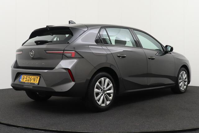Opel ASTRA 1.2 110 PK Edition Carplay Climate Digi. Dash.
