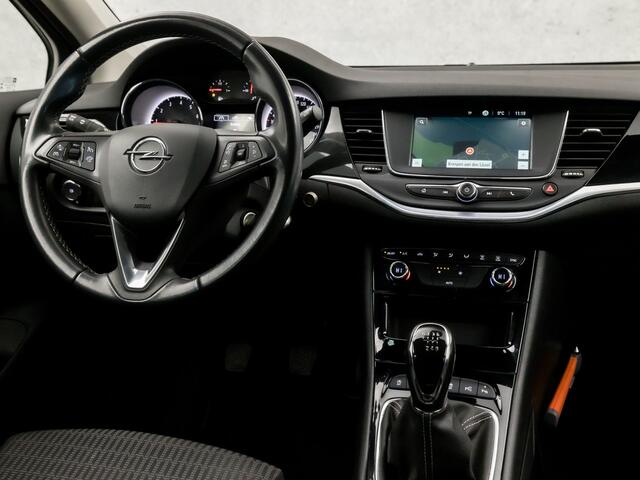 Opel ASTRA Sports Tourer 1.2 Sport (APPLE CARPLAY, NAVIGATIE, CAMERA, LED KOPLAMPEN, LEDER, SPORTSTOELEN, GETINT GLAS, PARKEERSENSOREN, DAB+, NIEUWSTAAT)