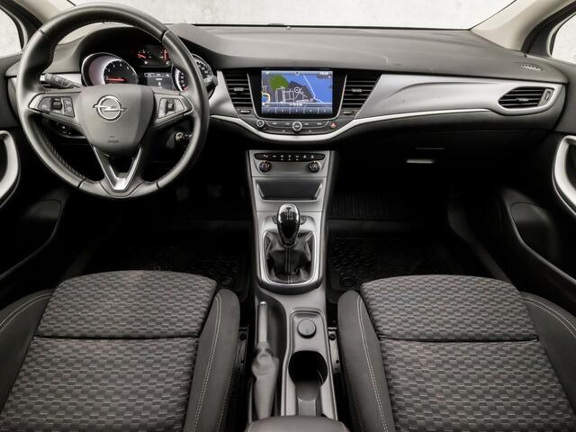 Opel ASTRA Sports Tourer 1.4 Luxury 150Pk (APPLE CARPLAY, GROOT NAVI, CRUISE, DAB+, SPORTSTOELEN, TREKHAAK, PARKEERSENSOREN, LM VELGEN, NIEUWE APK, NIEUWSTAAT)