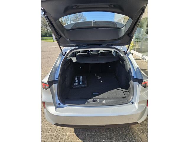 Opel ASTRA Sports Tourer 1.2 Turbo Hybrid Edition