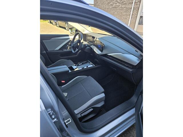 Opel ASTRA Sports Tourer 1.2 Turbo Hybrid Edition
