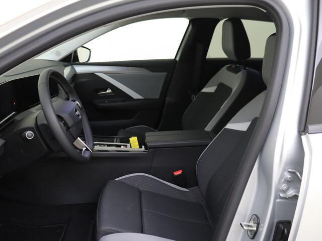 Opel ASTRA Electric 54 kWh | Adaptive Cruise Control | Keyless |
