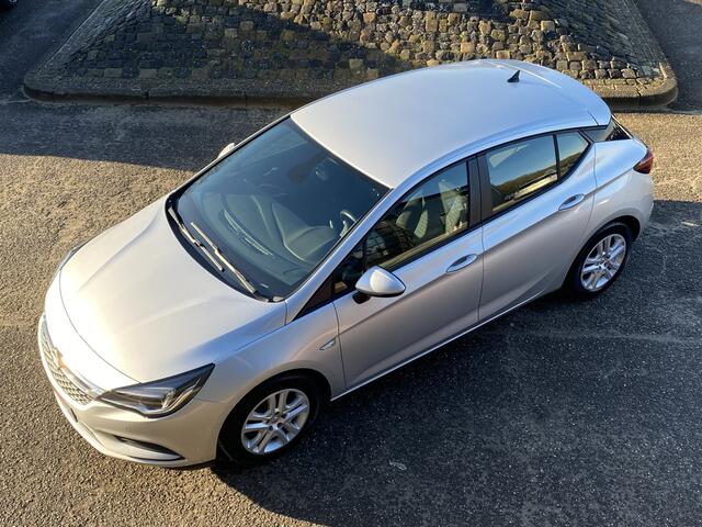 Opel ASTRA 1.6 CDTI Business+ 1e EIGNEAAR APPLE CARPLAY NAVI CRUISE