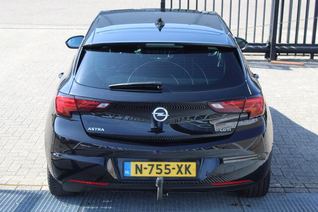 Opel ASTRA 1.6 CDTI Business Executive AUTOMAAT/Navigatie/Cruise control/Stoelverwarming/Stuurverwarming/Climate control/Lane control/Trekhaak/Parkeersensoren/LED koplampen/18'' Lichtmetalen velgen/Bluetooth/Multifunctioneel stuurwiel/Spraakbediening/Elektrische ram