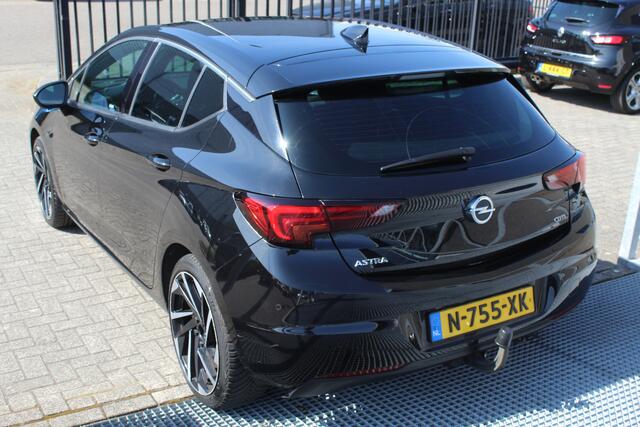 Opel ASTRA 1.6 CDTI Business Executive AUTOMAAT/Navigatie/Cruise control/Stoelverwarming/Stuurverwarming/Climate control/Lane control/Trekhaak/Parkeersensoren/LED koplampen/18'' Lichtmetalen velgen/Bluetooth/Multifunctioneel stuurwiel/Spraakbediening/Elektrische ram