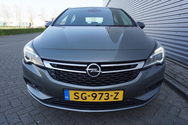Opel ASTRA 1.4 Innovation Navi / Led / Afn. trekhaak / Camera / Cruise / Lm velgen