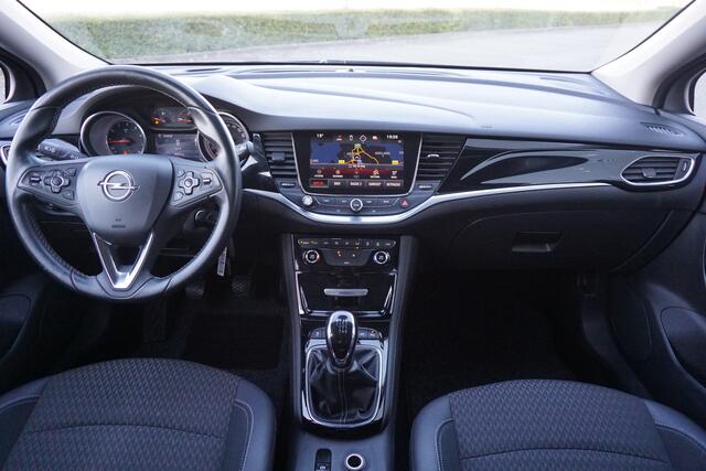 Opel ASTRA 1.4 Innovation Navi / Led / Afn. trekhaak / Camera / Cruise / Lm velgen