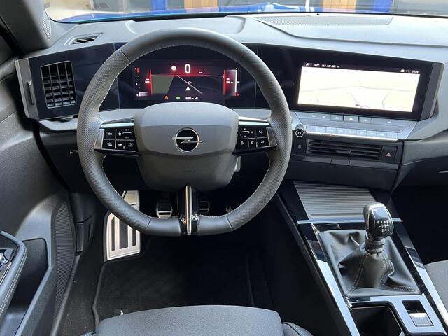 Opel ASTRA 1.2 GS Line 4x Camera, Stuur/stoelverw. Adap. Cruise etc.