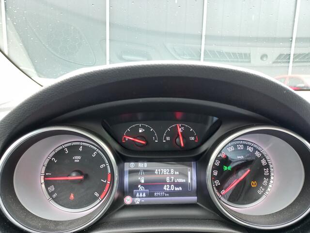 Opel ASTRA 1.4 Innovation 1e eig.