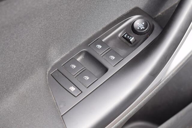 Opel ASTRA Sports Tourer 1.0 Online Edition//Airco//Navi!!
